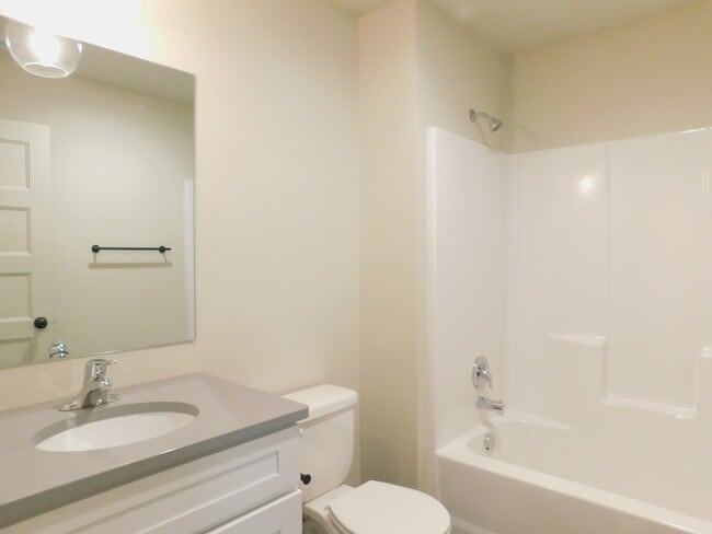 Photo - 785 Lake Francis Dr