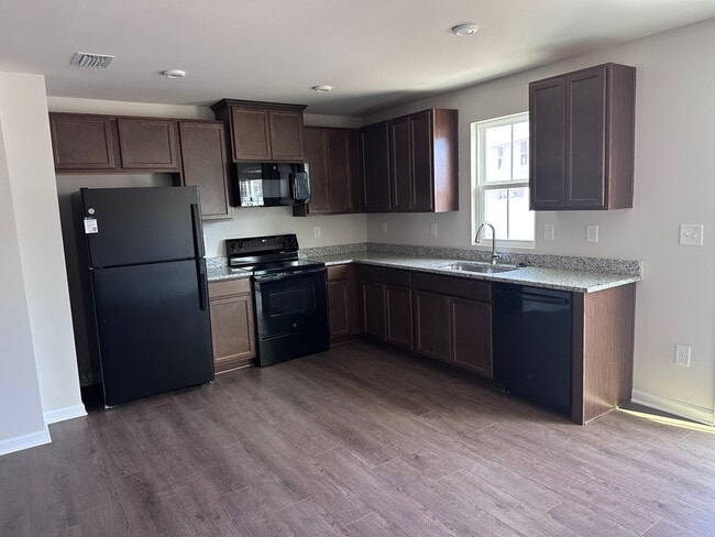 Photo - 3502 N Adams Lndg Rd