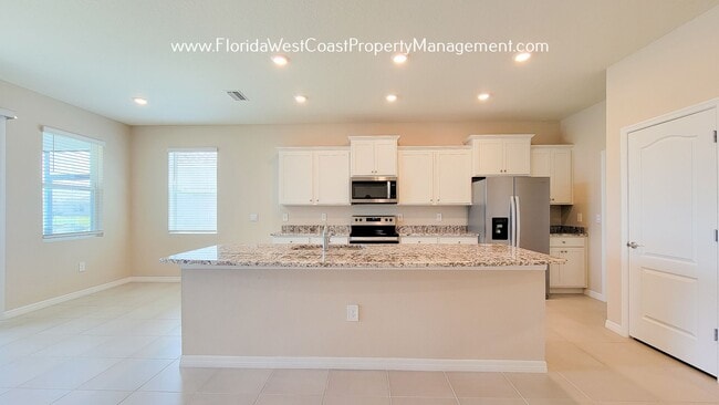 Photo - LARGE 3 BEDROOM- 2 BATH LAKEWOOD RANCH HOME FOR RENT! DIRECT LAKE VIEWS! ANNUAL LEASE!