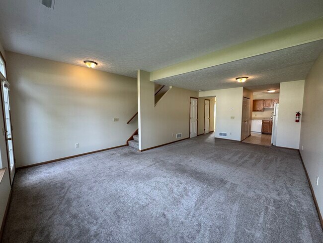 Photo - 8284 Traphagen St NW