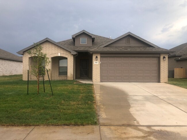 Building Photo - Brand New Home in Hertiage Hills 3/2/2