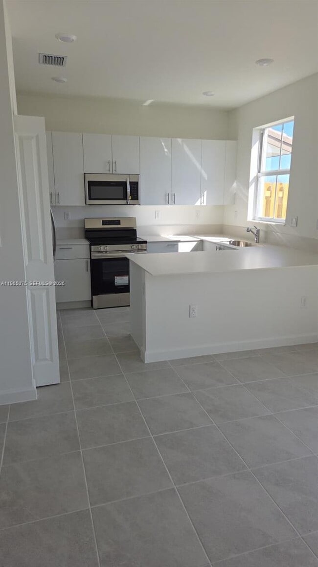 Photo - 2717 SE 26th Rd