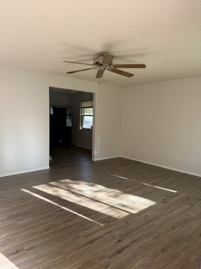 Photo - 7602 Elton St