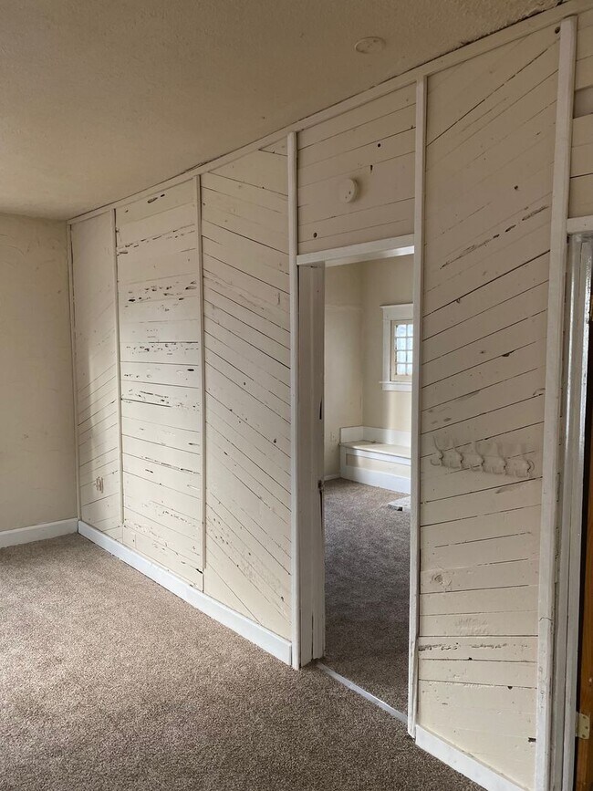 Kendal Yards area charmer Rental House Rental in Spokane, WA