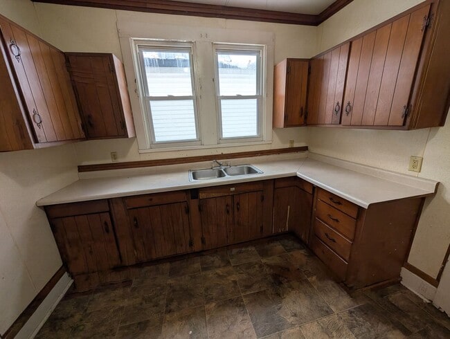 Building Photo - 516 10th St Unit A