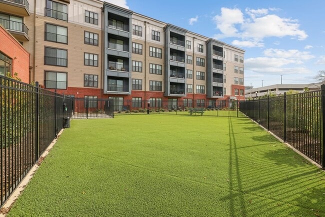 Photo - Eclipse Residences