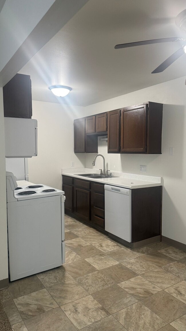Photo - Upper 2 Bedroom Apartment – Heat Included - Available: First Week of June  2026 Unit 417-05 Upper 2 Bedroom