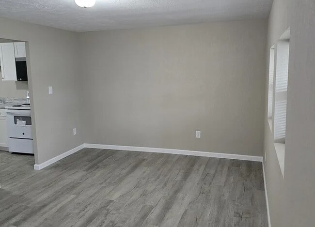 Photo - 114 Tacoma Rd Unidad 114 Tacoma