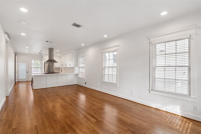 Photo - 1223 Rutland St