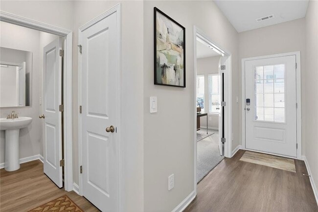 Photo - 6929 Winchester Pl