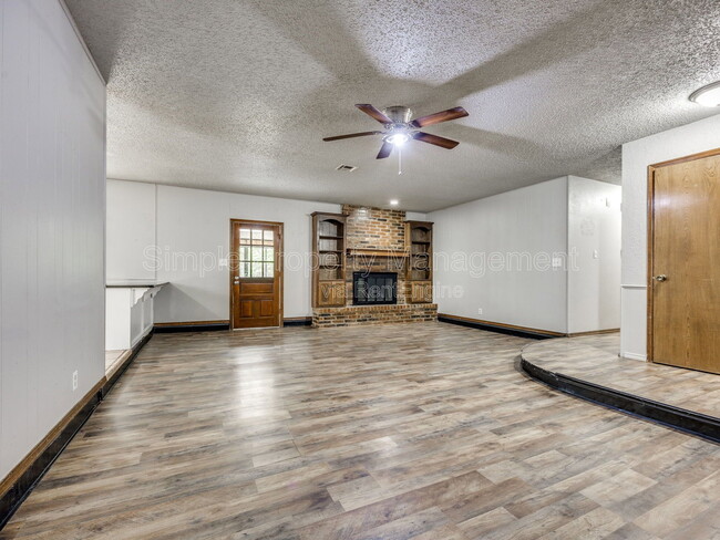 Photo - 1706 High Meadows Dr