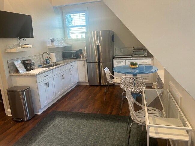 Photo - 609 Magnolia Ave Unit Magnolia Studio