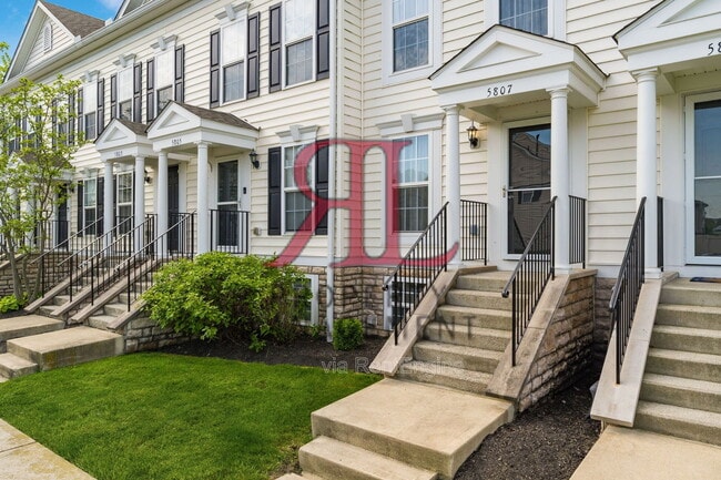 Building Photo - 5807 Bridgehampton Dr