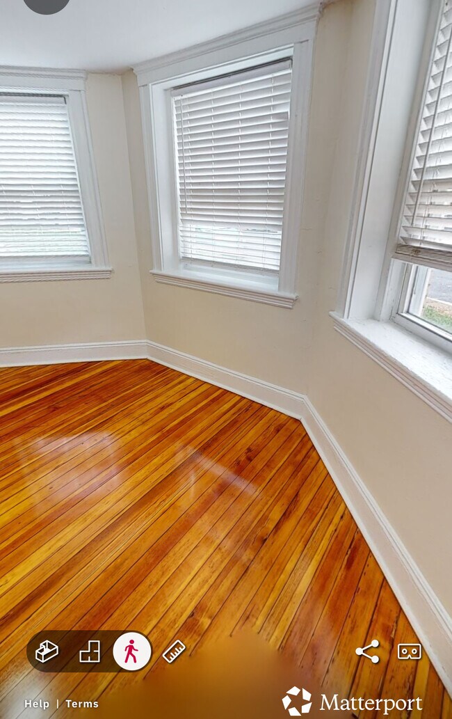 Photo - 14 Mount Hood Rd Unidad b