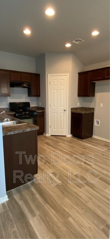 Photo - 10240 Hidden Village Dr