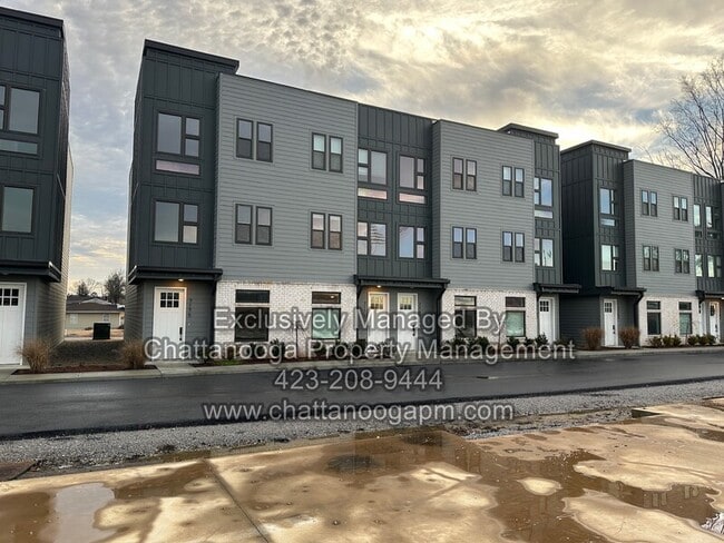 Photo - 7175 Gdn Grv Wy