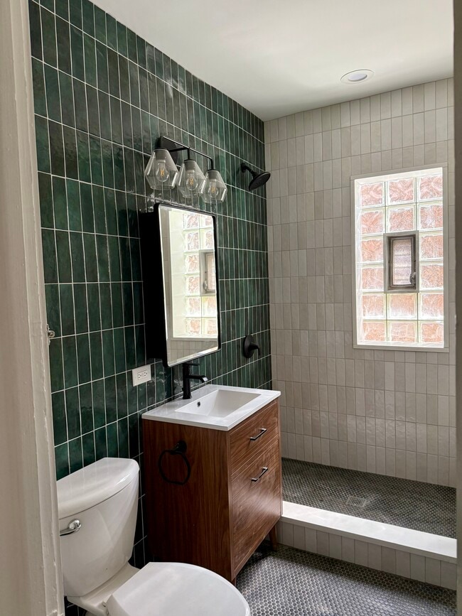 Bathroom - 206 N Marion St Apartments