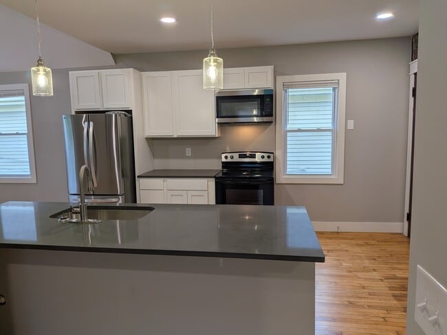 1014 Kenilworth Ave Unit 3