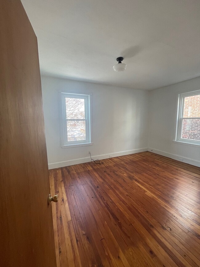 Photo - 338 Rector St