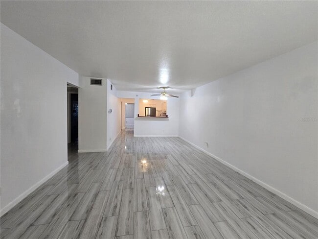 Photo - 211 Pasadena Ave N Unit 109