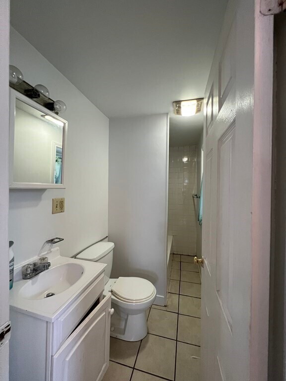55 Leyden St Unit 1