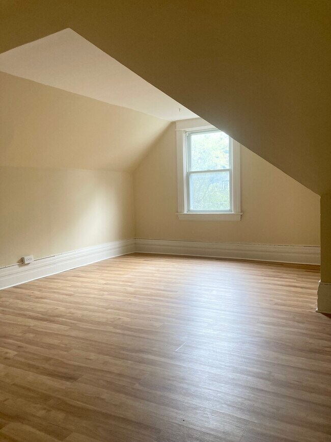 Photo - 326 Barrington St Unidad 3