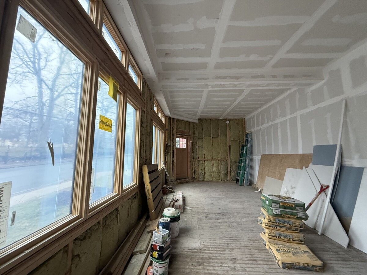 Photo - 166 Ward St Unit Commercial Spot