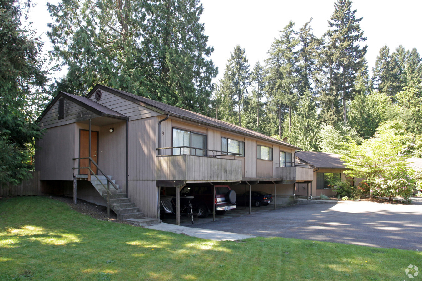Photo - Arbor Court Apartments