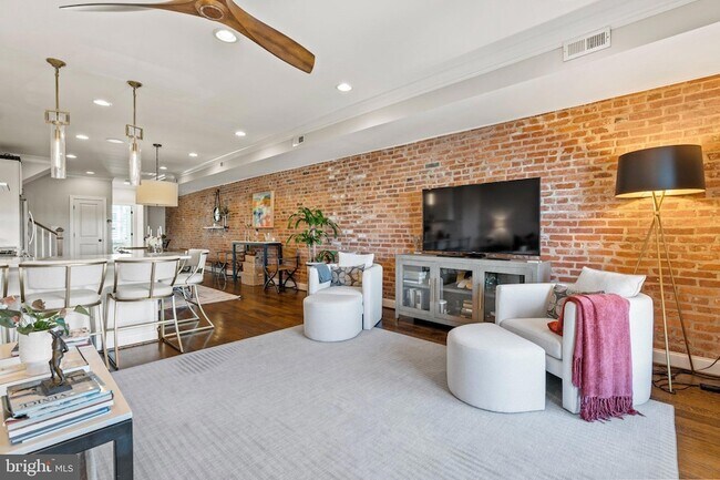Photo - 2026 North Capitol St NW Unit 2
