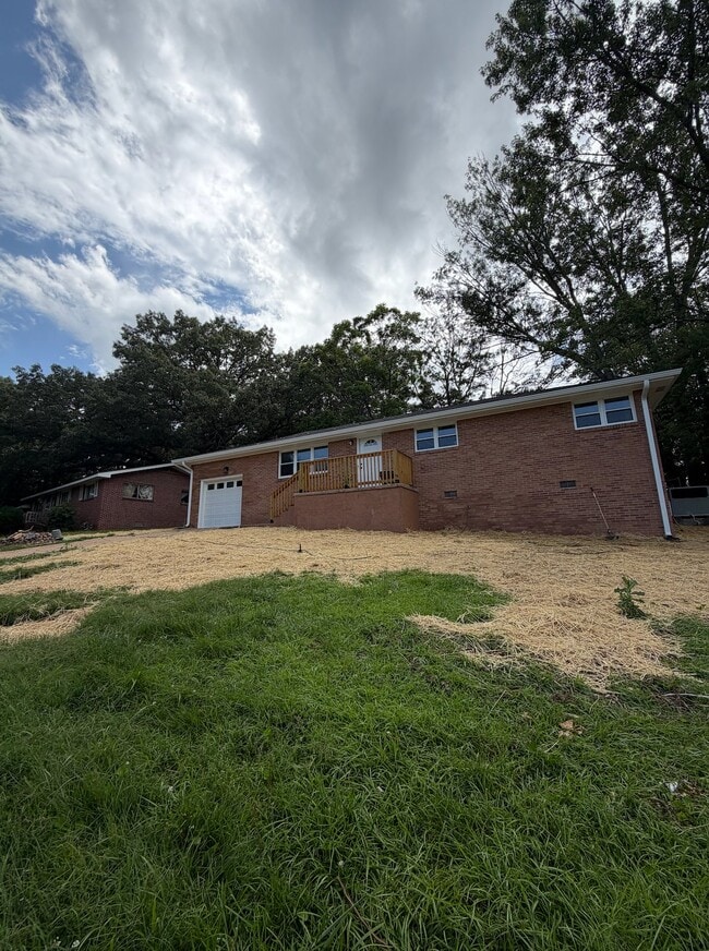 Building Photo - 7754 Vista Hills Dr
