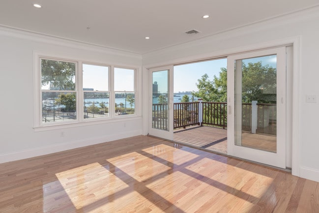 Sumner Street - Sumner Street