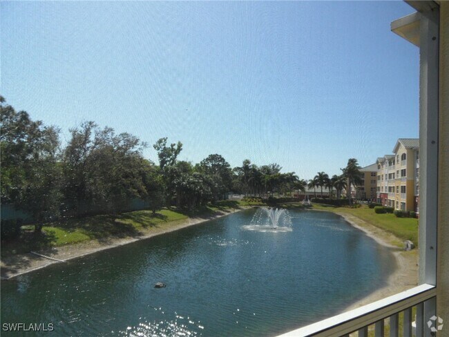 Building Photo - 11001 Gulf Reflections Drive Unit 204 Rental