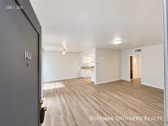 Building Photo - 15000 Burbank Blvd Unit 202