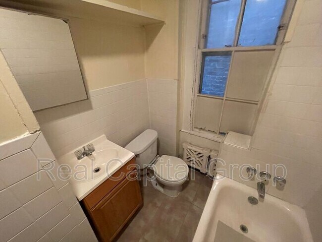 Photo - 669 Clinton Ave Unit 1st floor