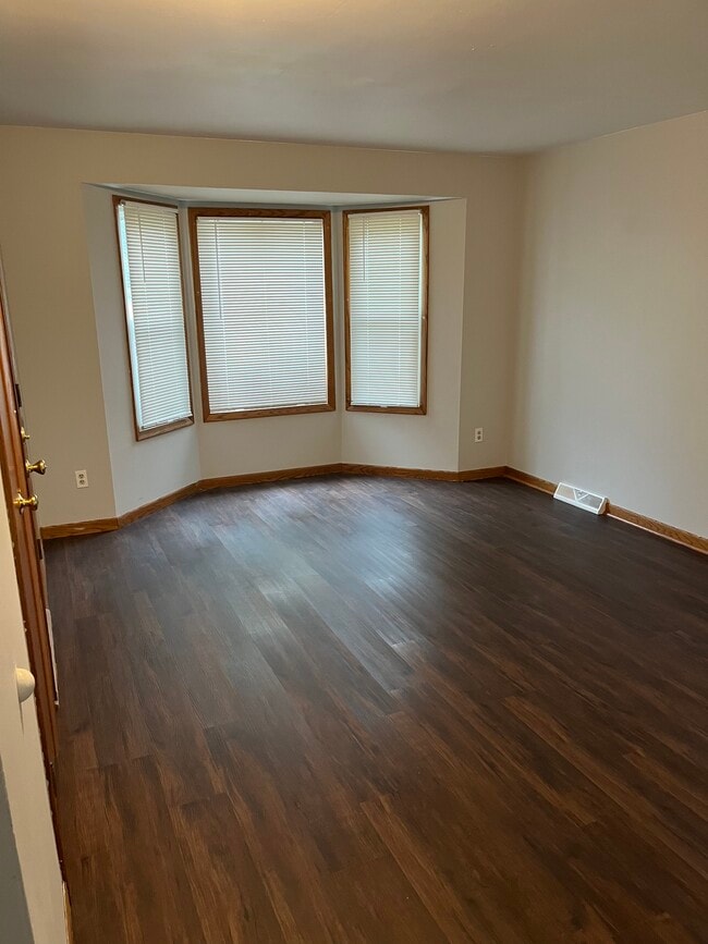 Living room - 7734 W Stevenson St House