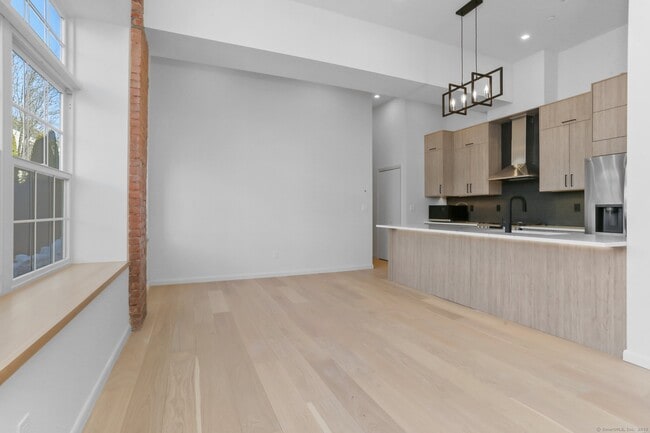 Photo - 63 Church St Apartment Unit 1L