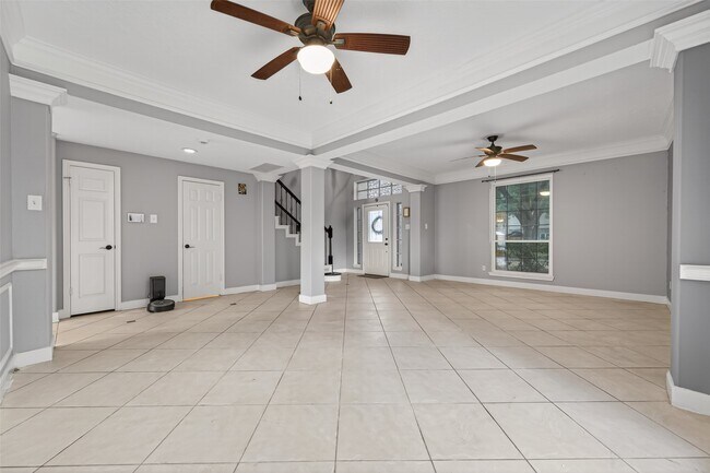 Photo - 7814 Millbrook Dr