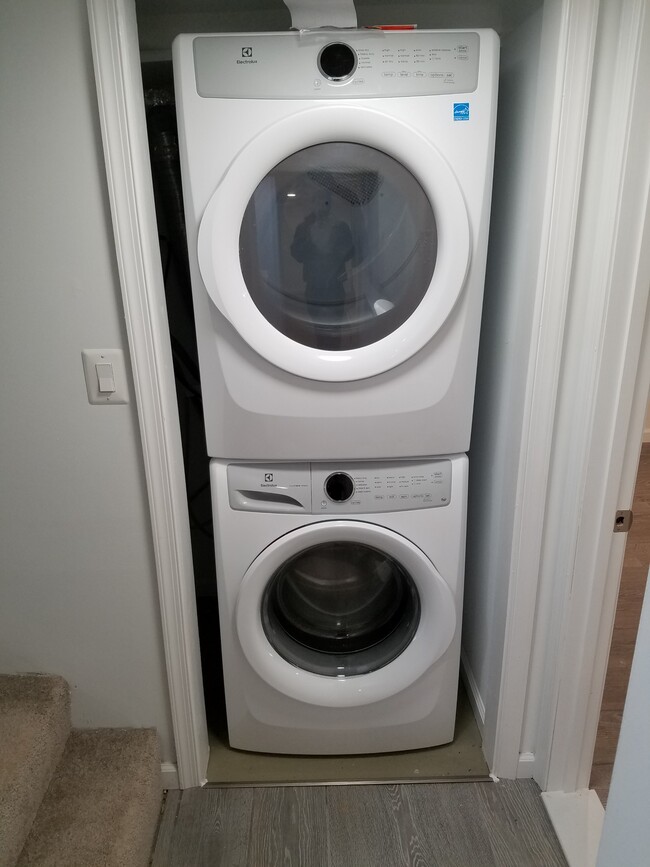 Photo - 8406 49th Ave