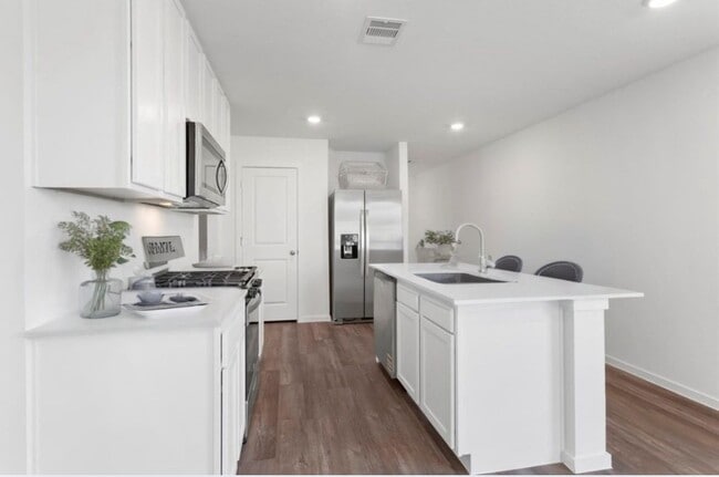 Photo - 40839 Hawthorne Glades St