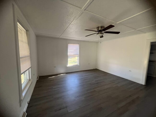 Photo - 24 Adger St