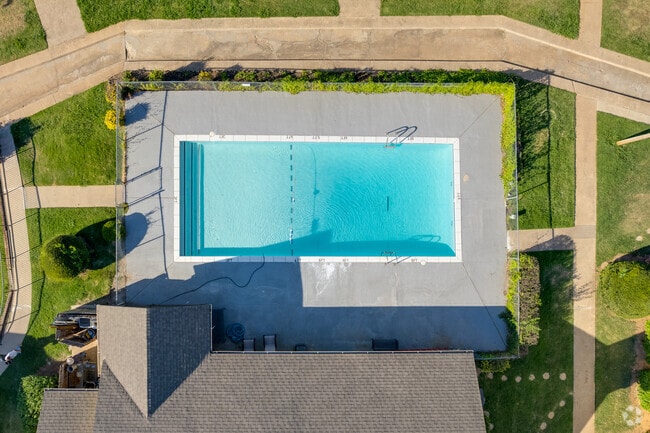 Almonte Apartments