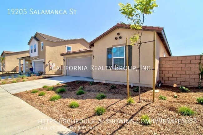 Photo - 19205 Salamanca St