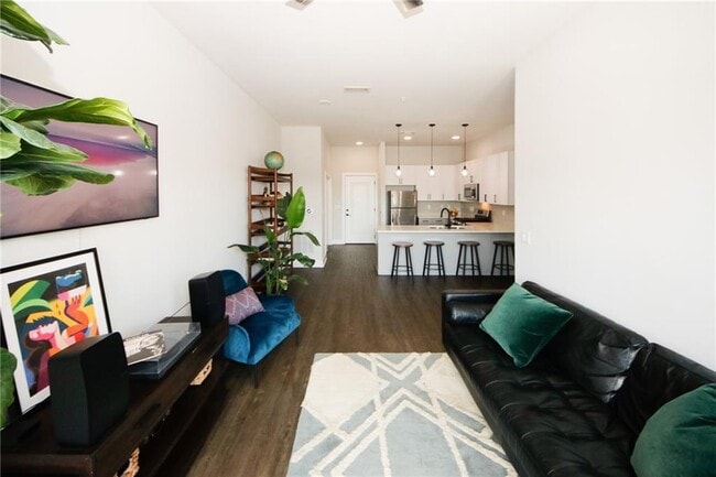 Photo - 764 Memorial Dr SE Unit 2