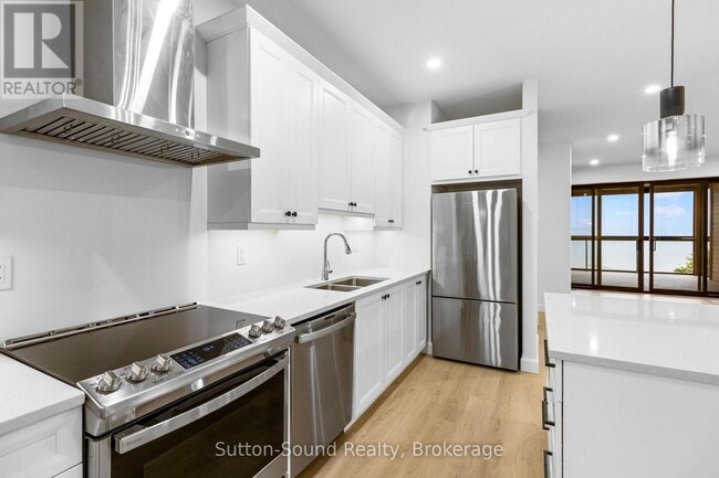 Photo - 202 Isaac St Unit 202