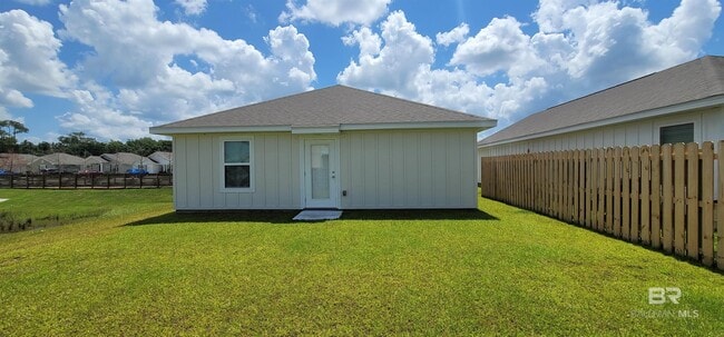 Photo - 1205 Sweet Laurel St