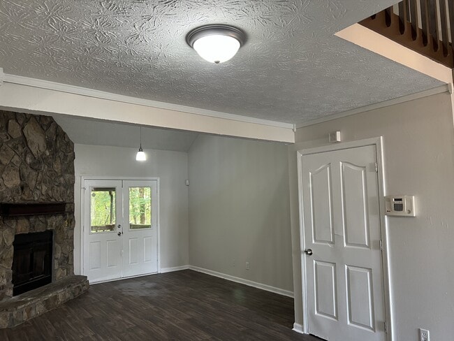 Photo - 5812 Trent Walk Dr