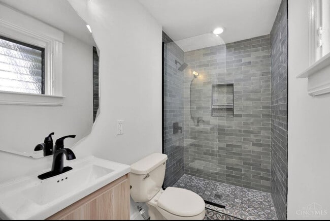 Photo - 3033 Marshall Ave Unit 1