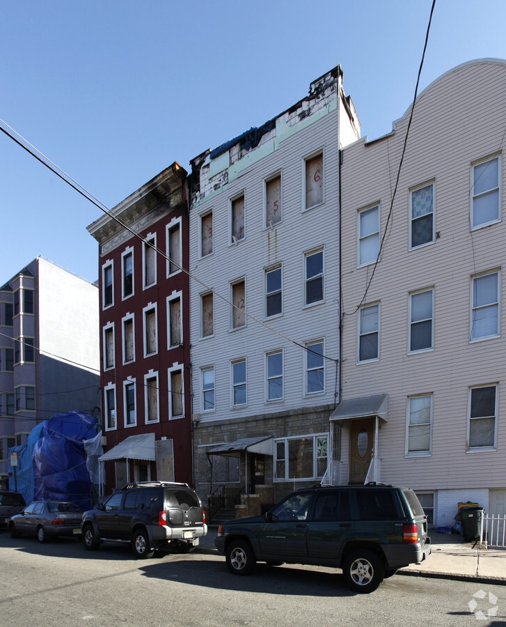 Photo - 415 Jackson St
