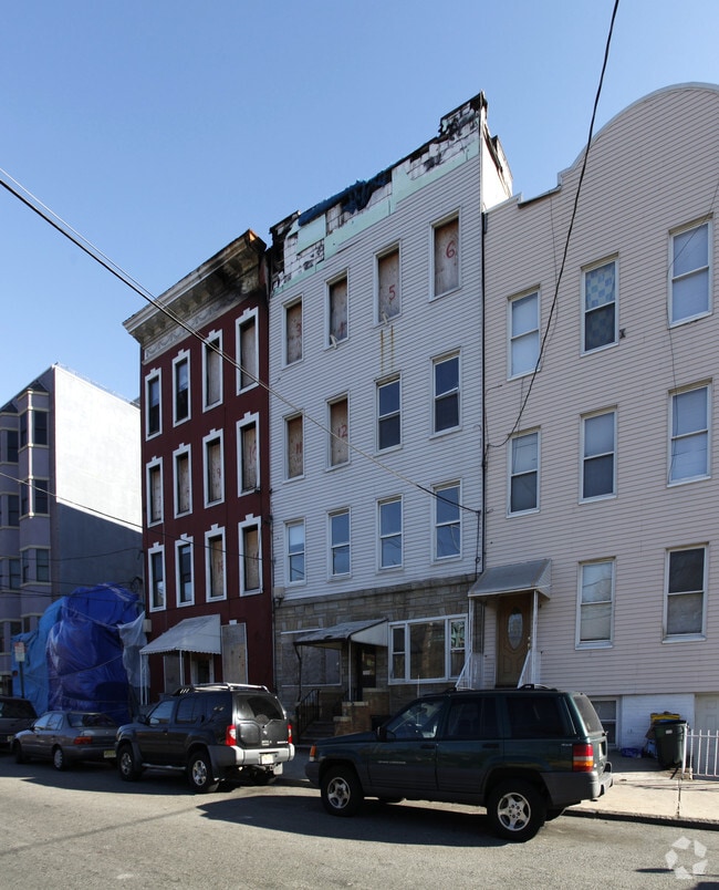 Building Photo - 415 Jackson St