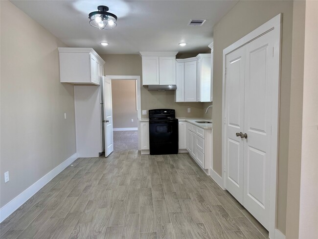 Photo - 1816 Ryon St